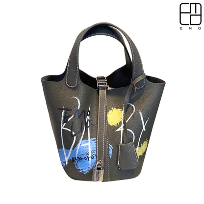 塗鴉圓桶包 Graffiti Handbag Small with Lock